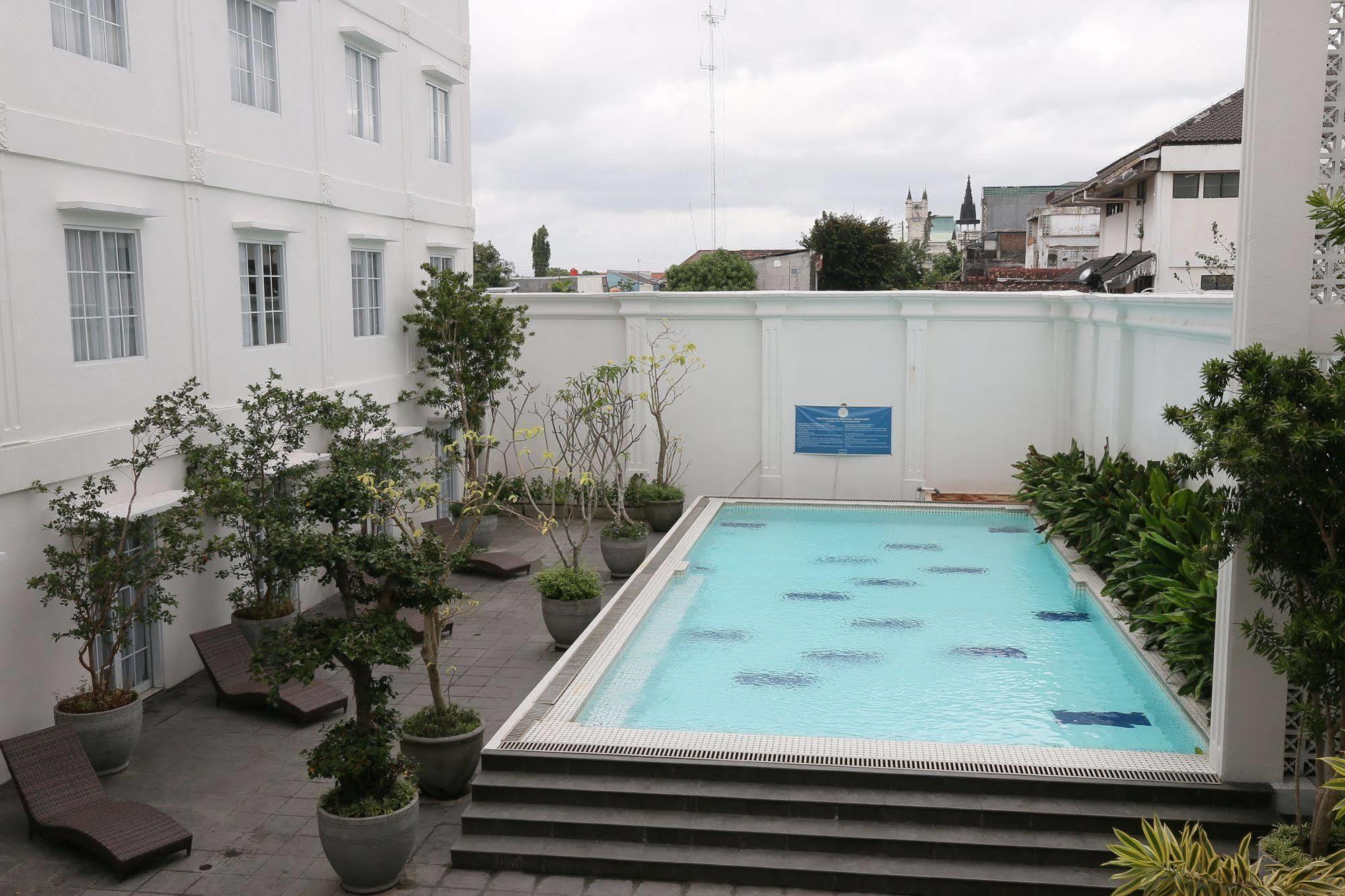 Hotel D'senopati Malioboro Grand 3*